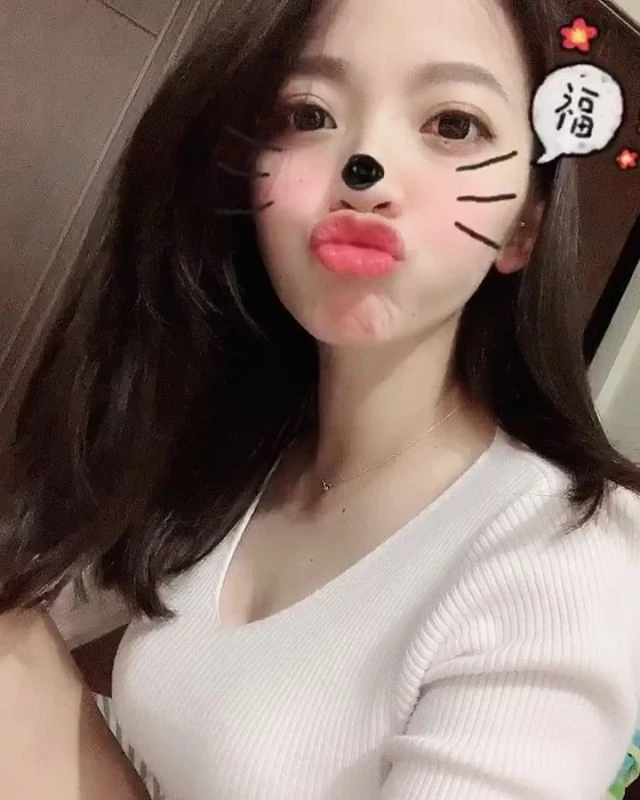 4347414.webp