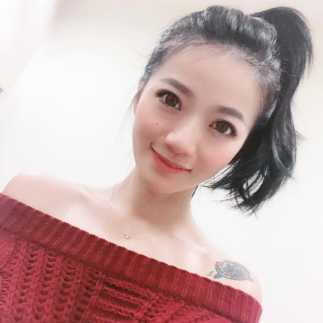 4347416.webp