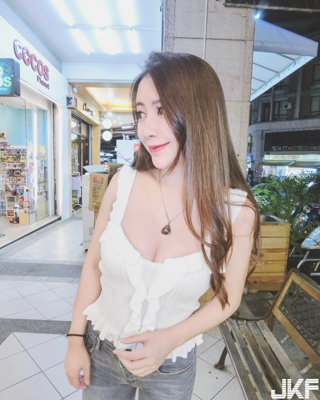 4744419.webp