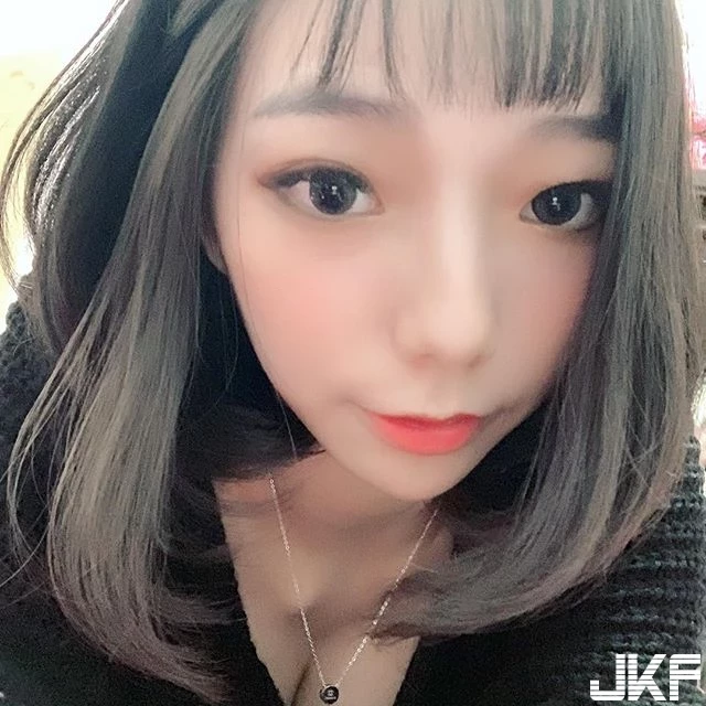 4587771.webp