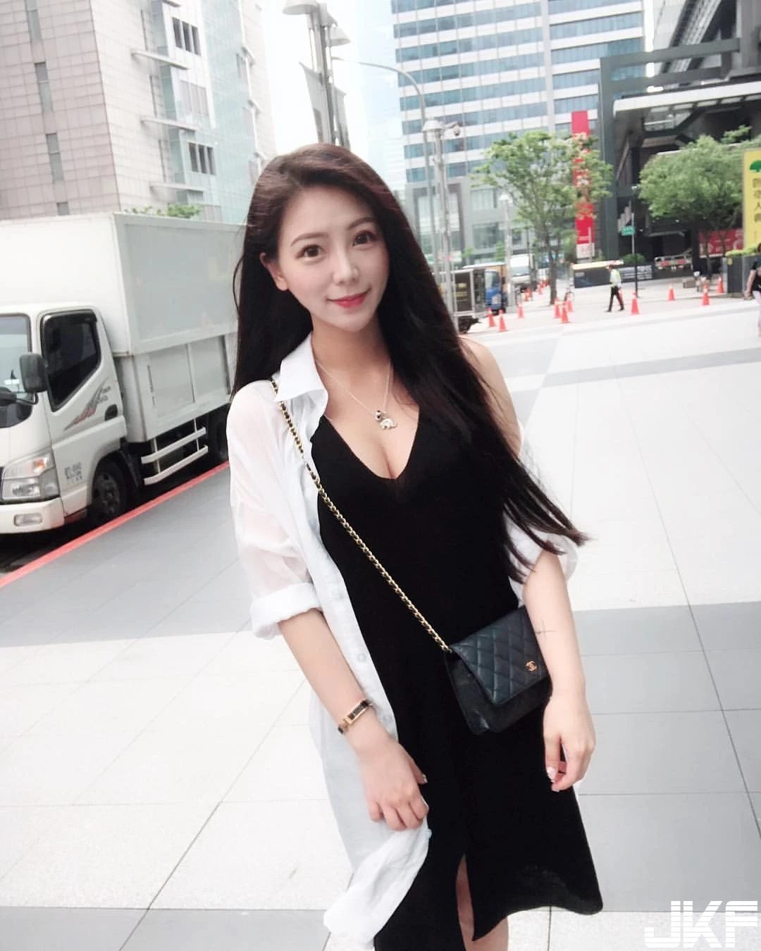 4723845.webp