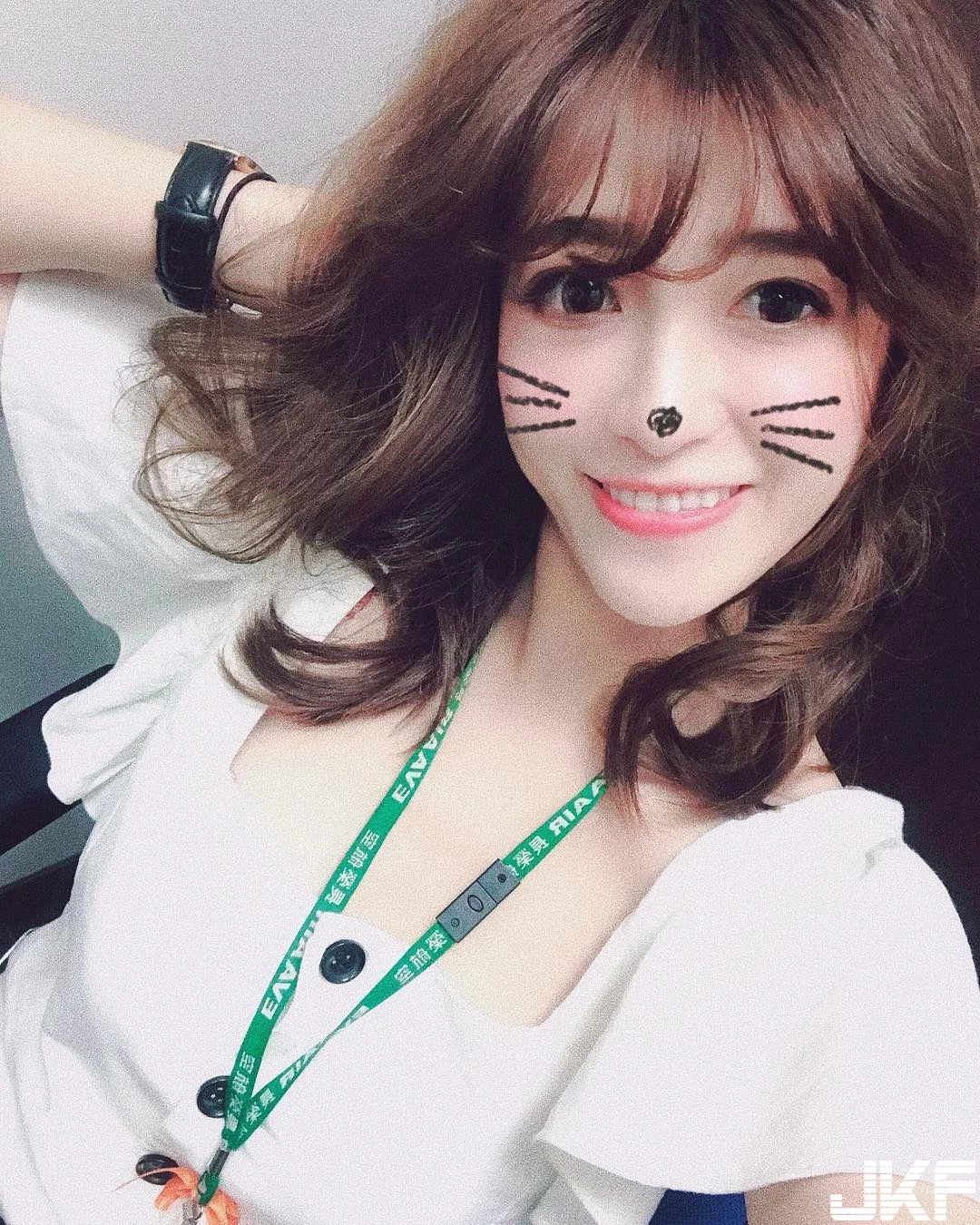 4711041.webp