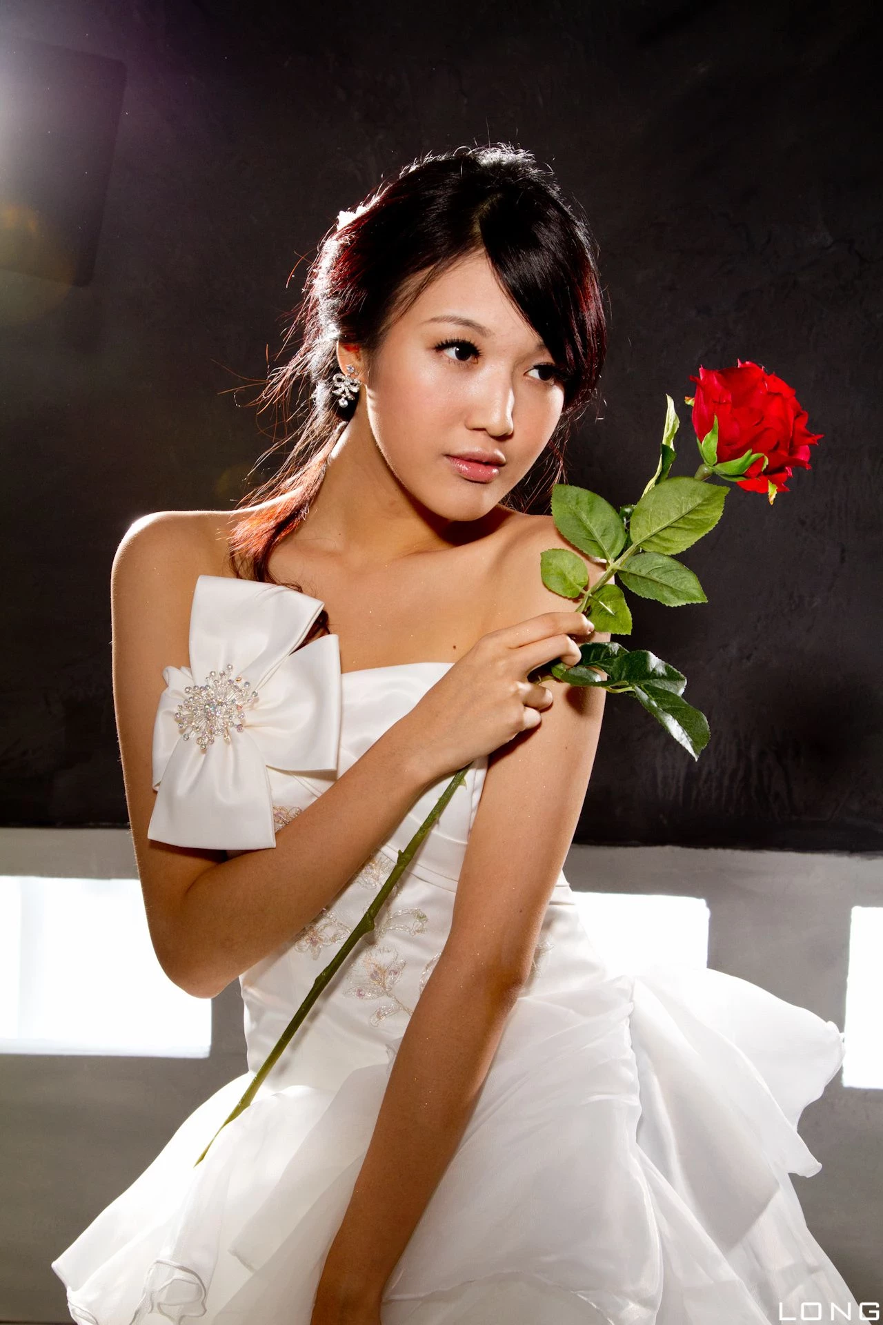 30741617.webp