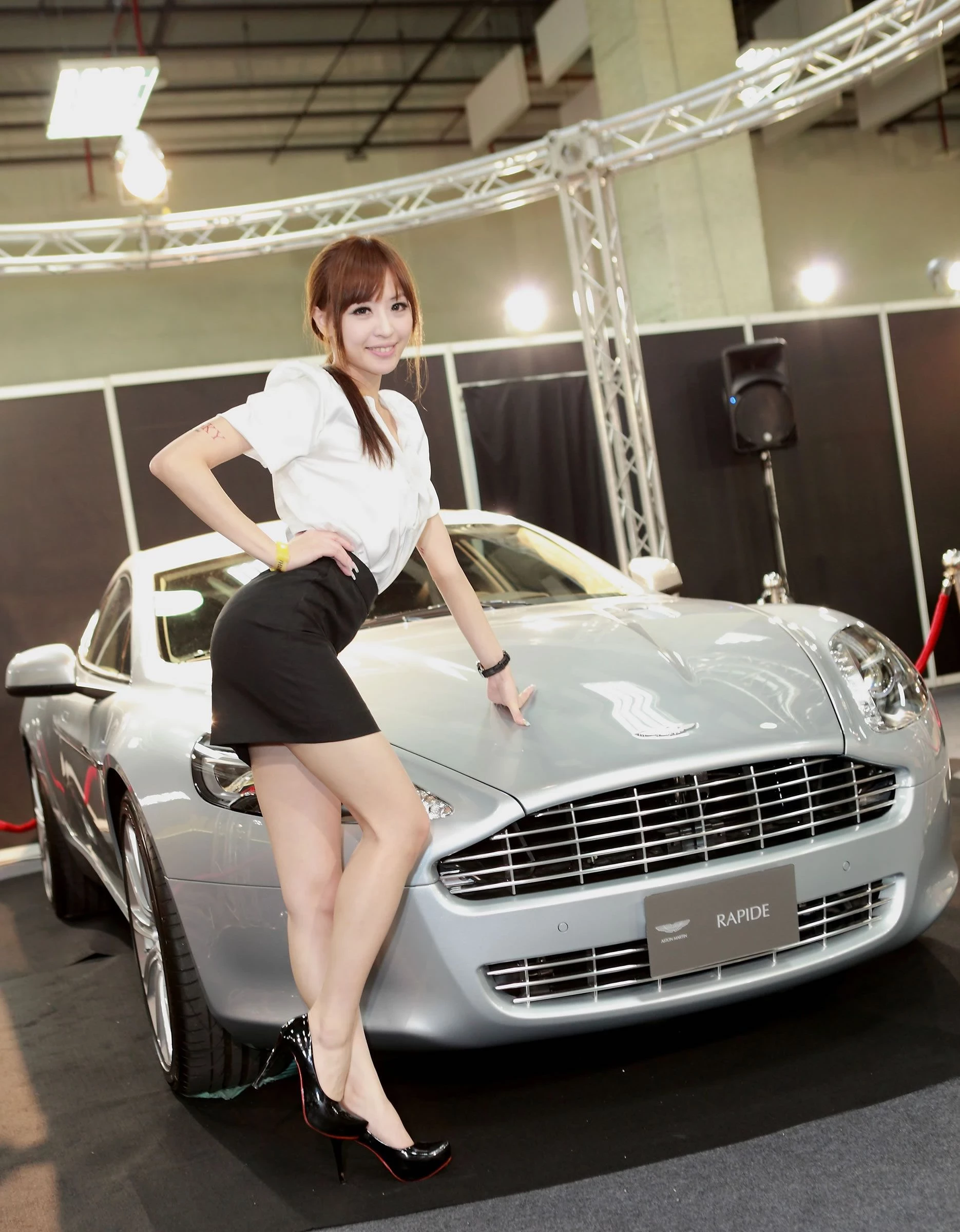 30740970.webp