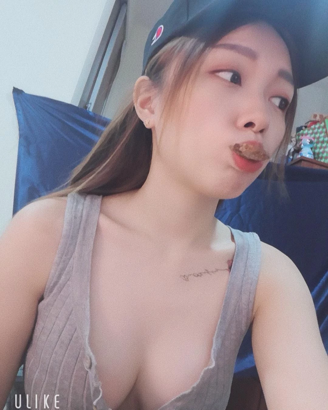 4111635.webp