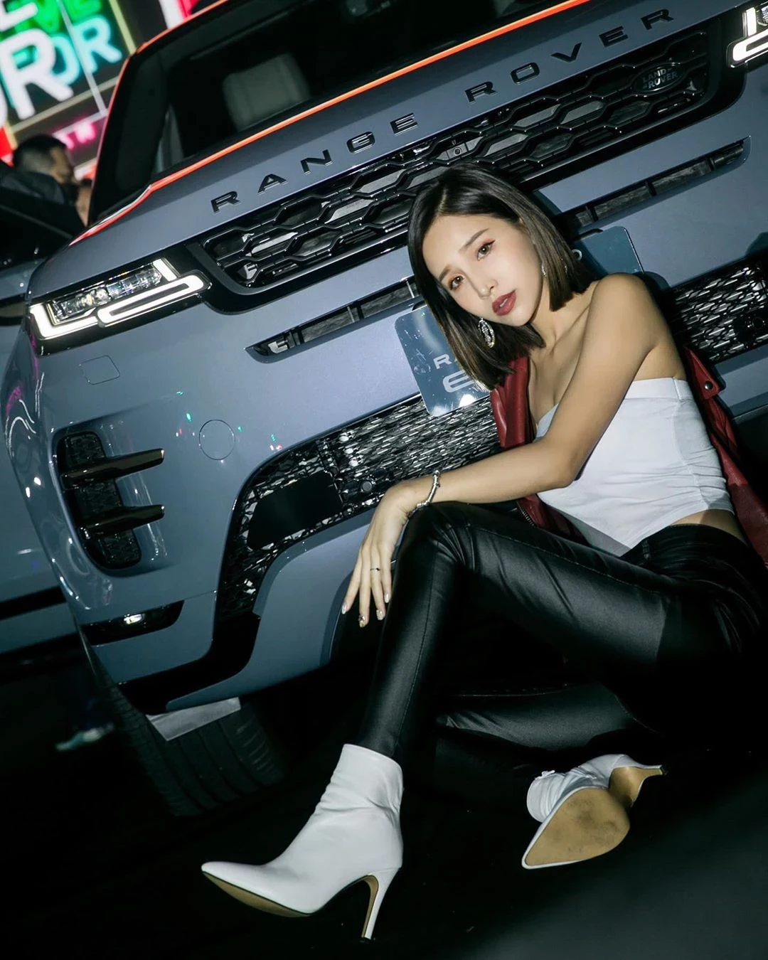 4111993.webp