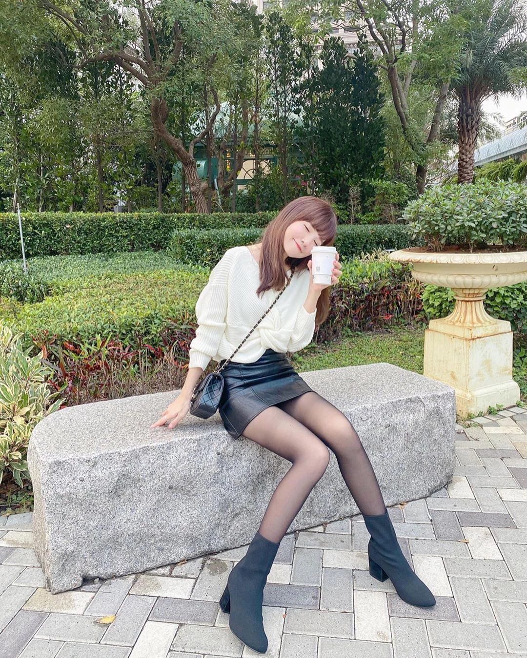 4112027.webp