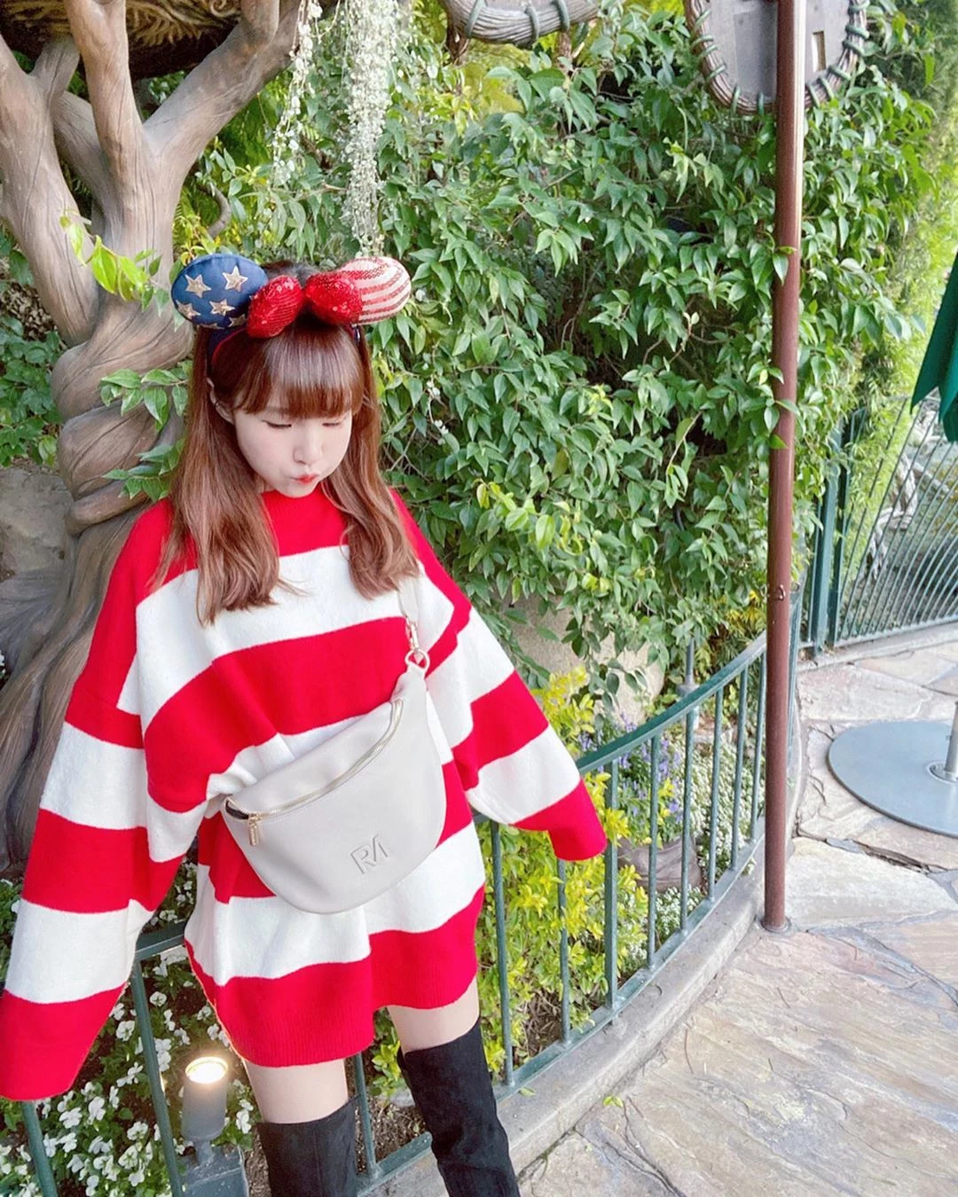 4112031.webp