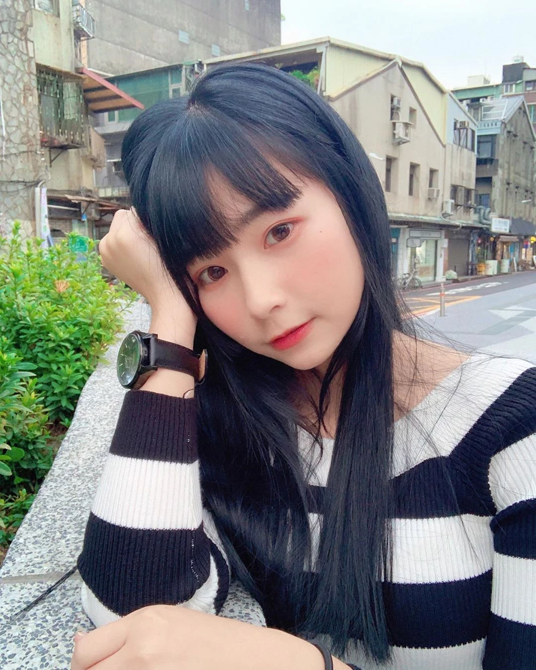 4111694.webp