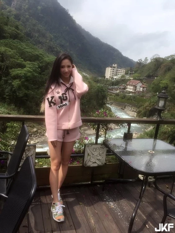 16881504.webp