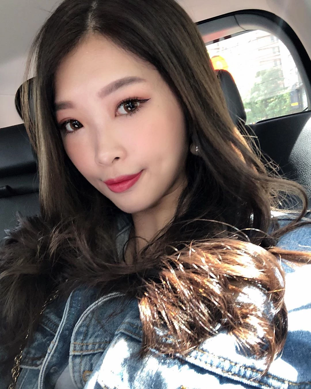 4111792.webp