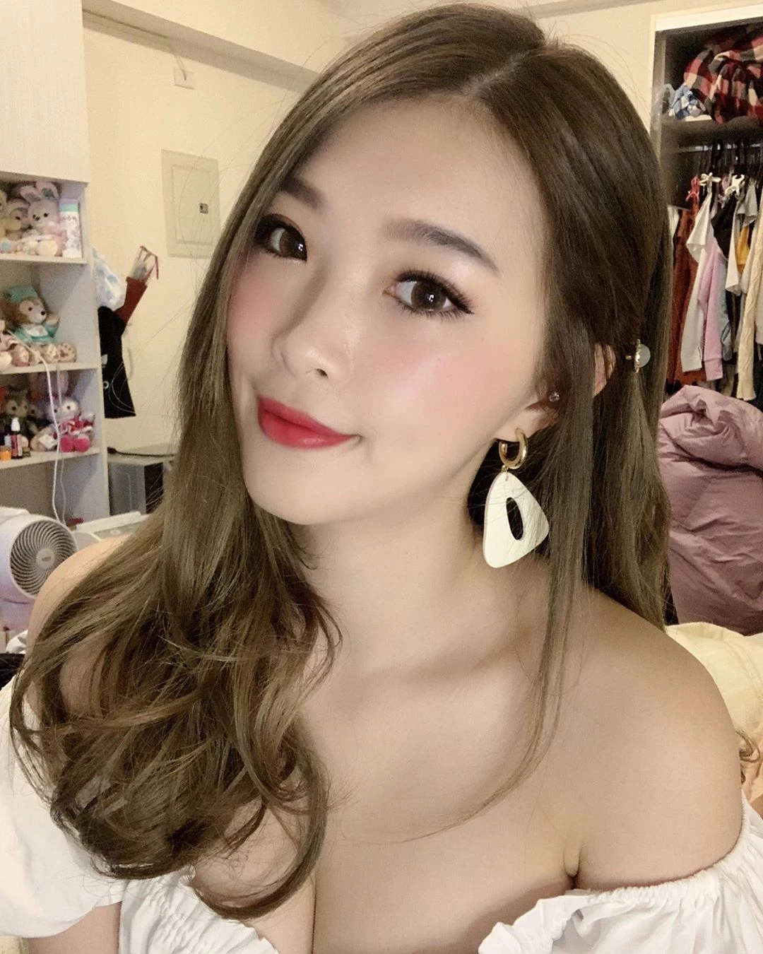 4111801.webp