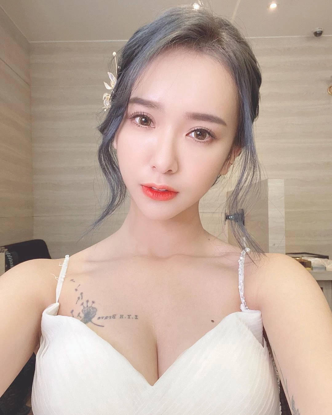 4111842.webp