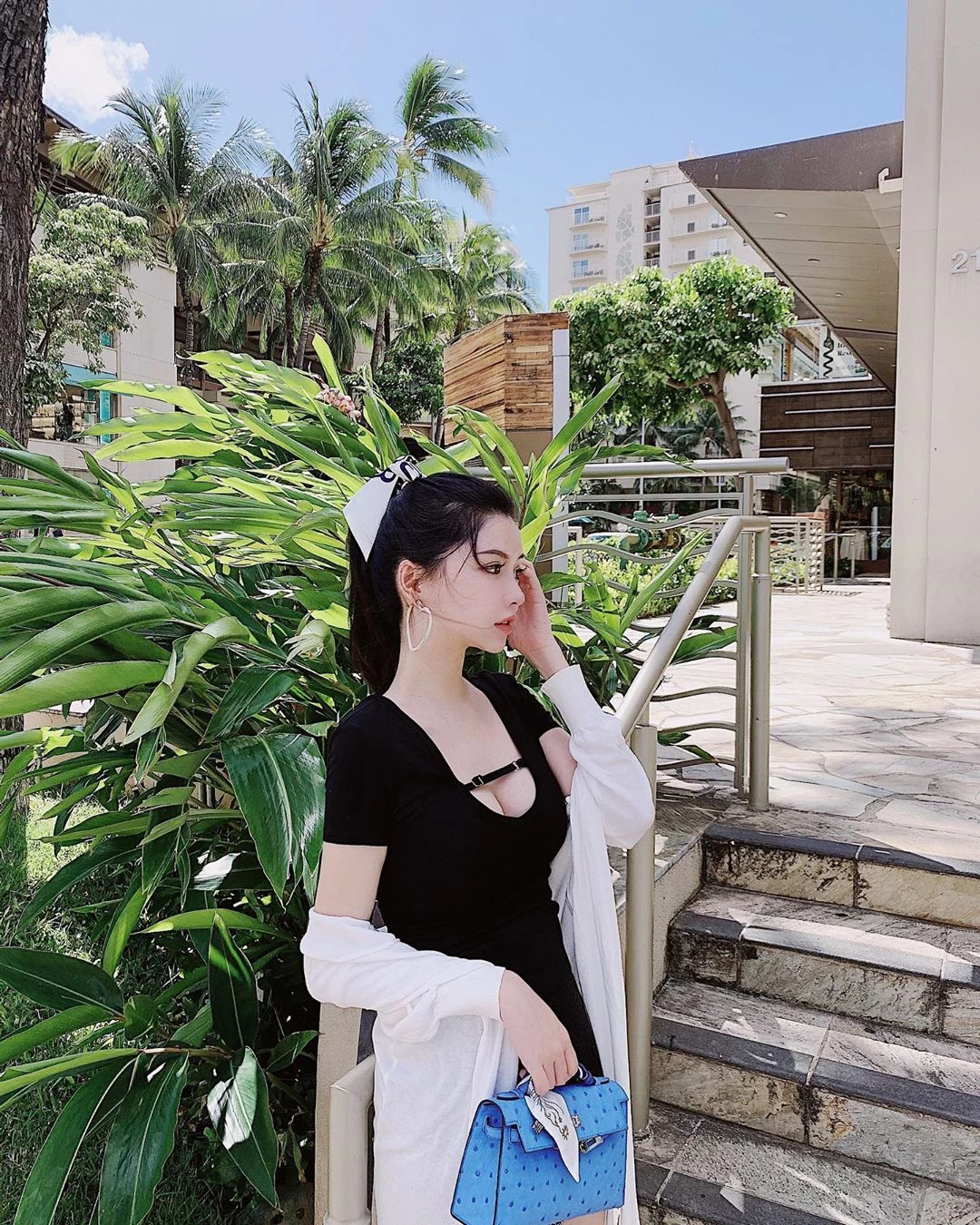 4111903.webp