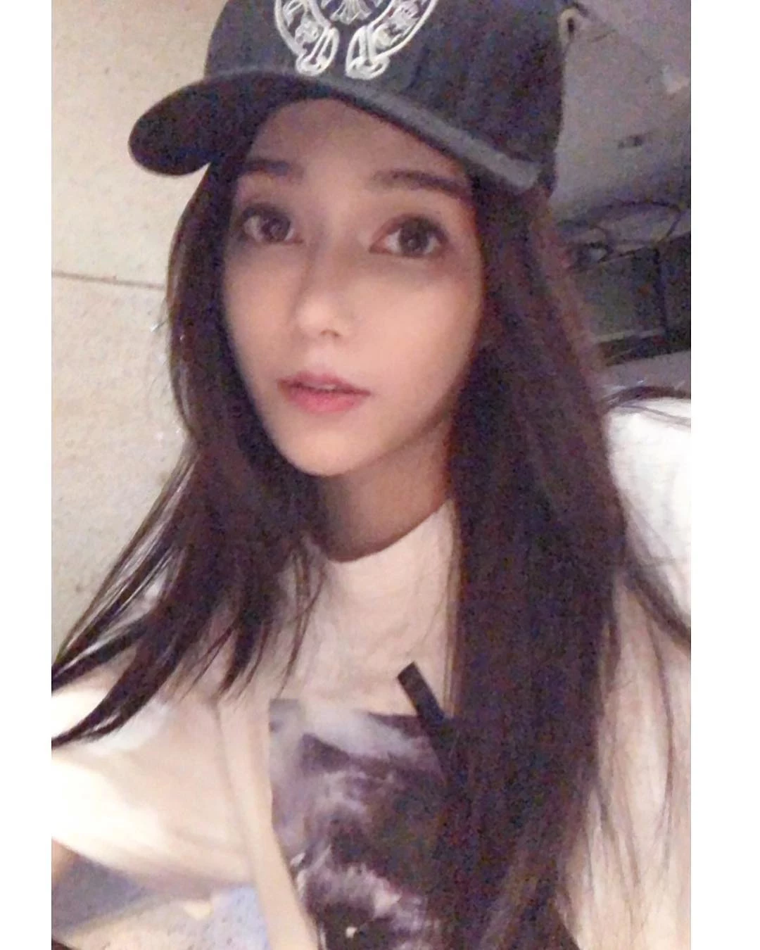 4111548.webp