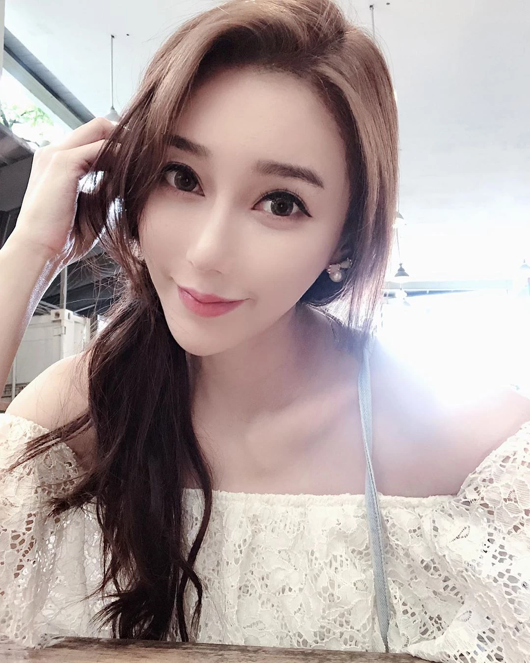 4111555.webp