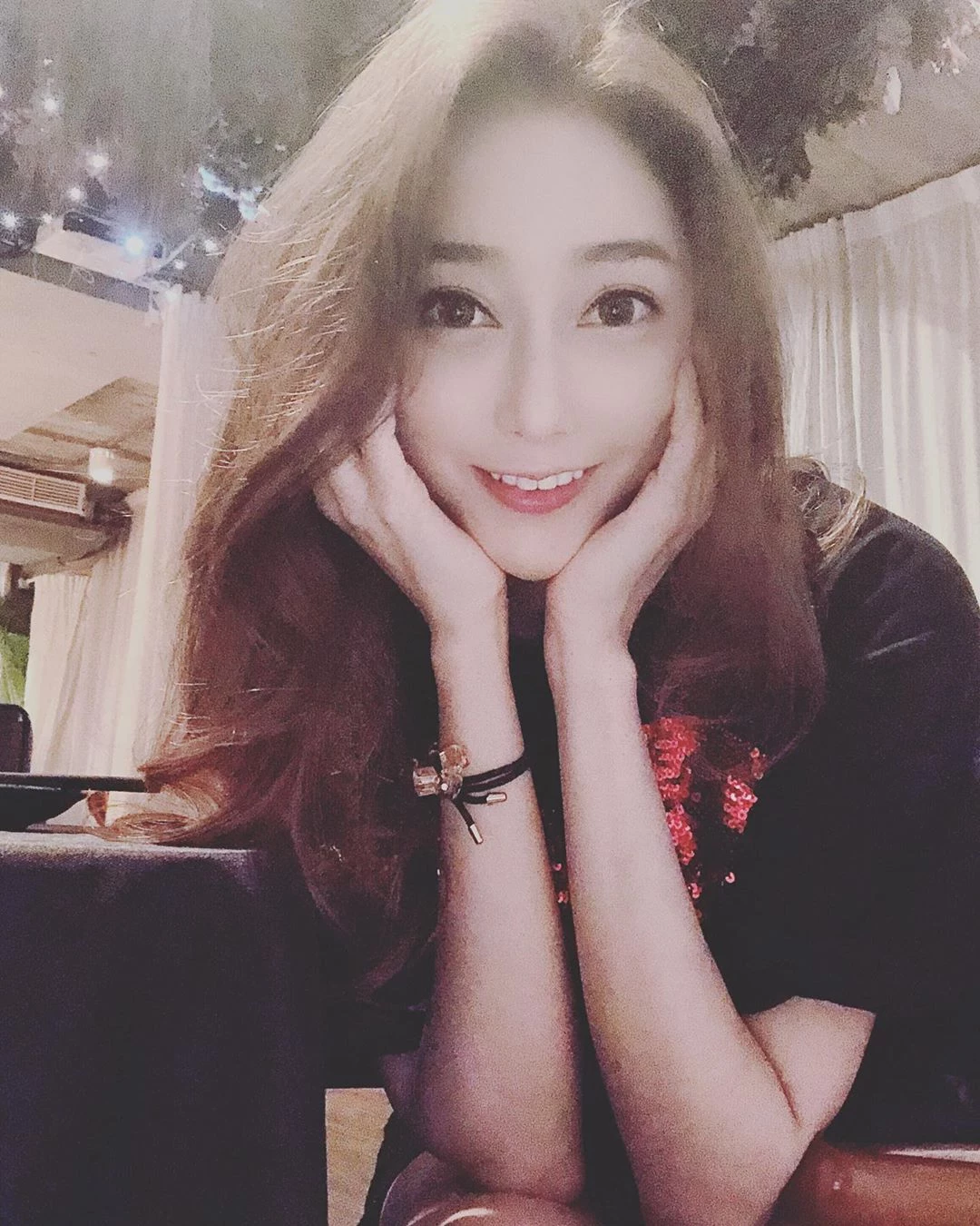 4111558.webp