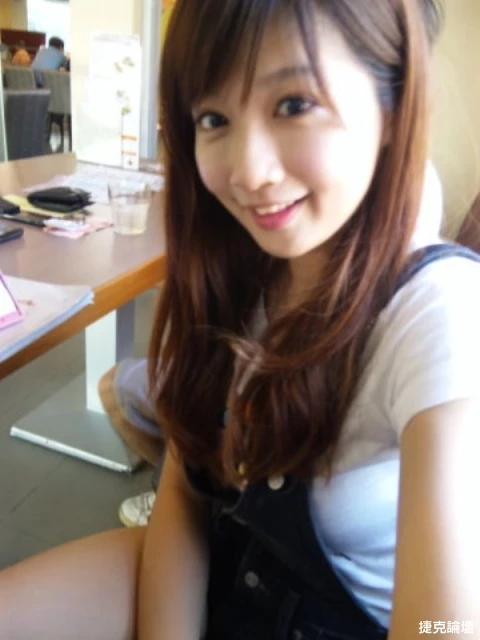 17542415.webp