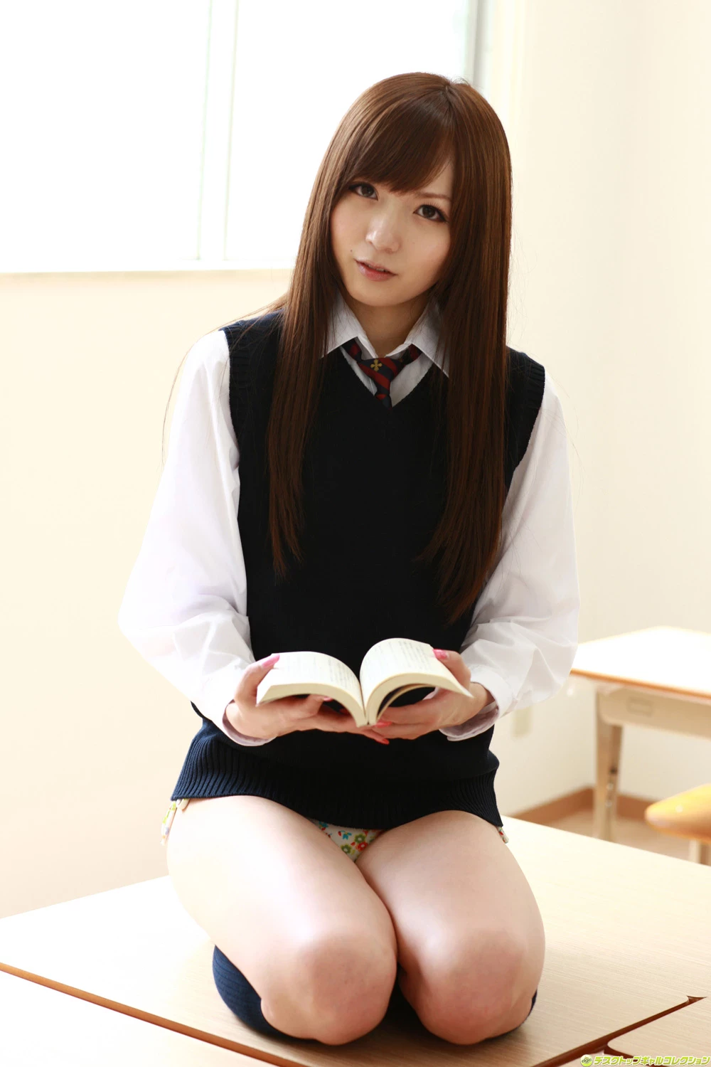 17595461.webp