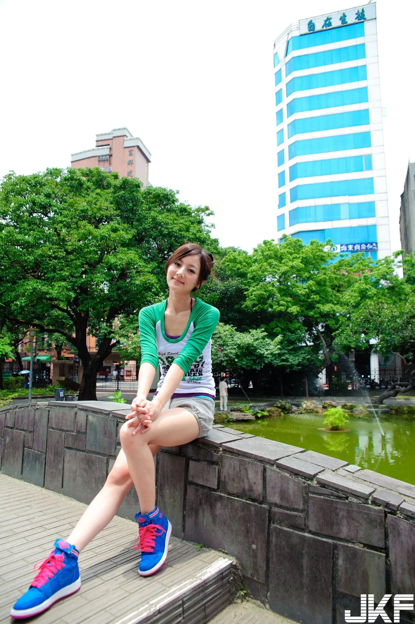 4602112.webp