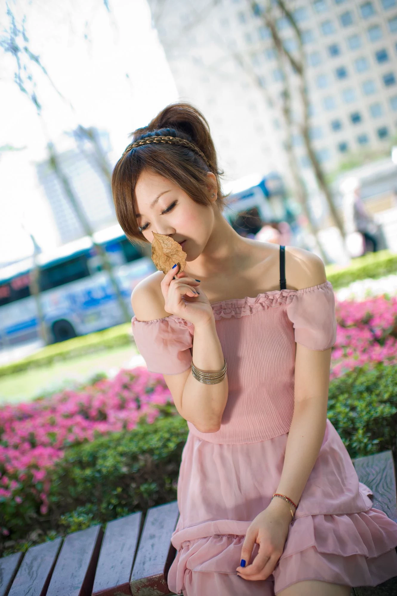 30701695.webp