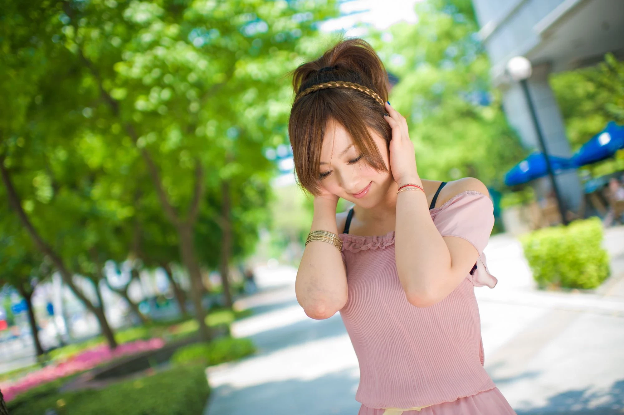 30701698.webp
