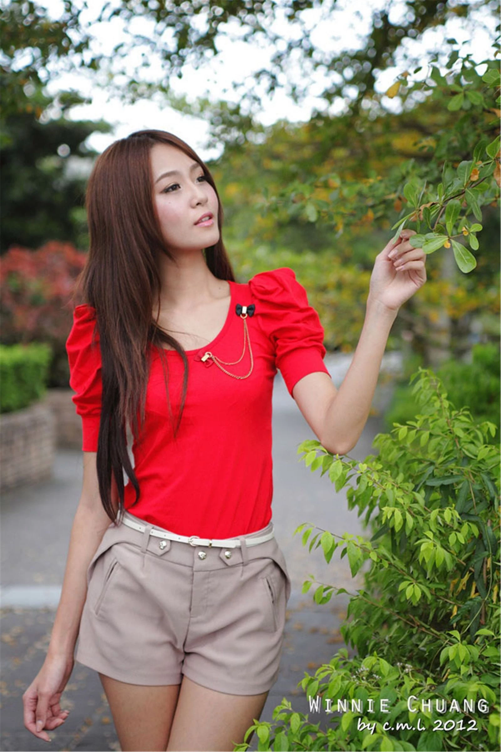 30757090.webp
