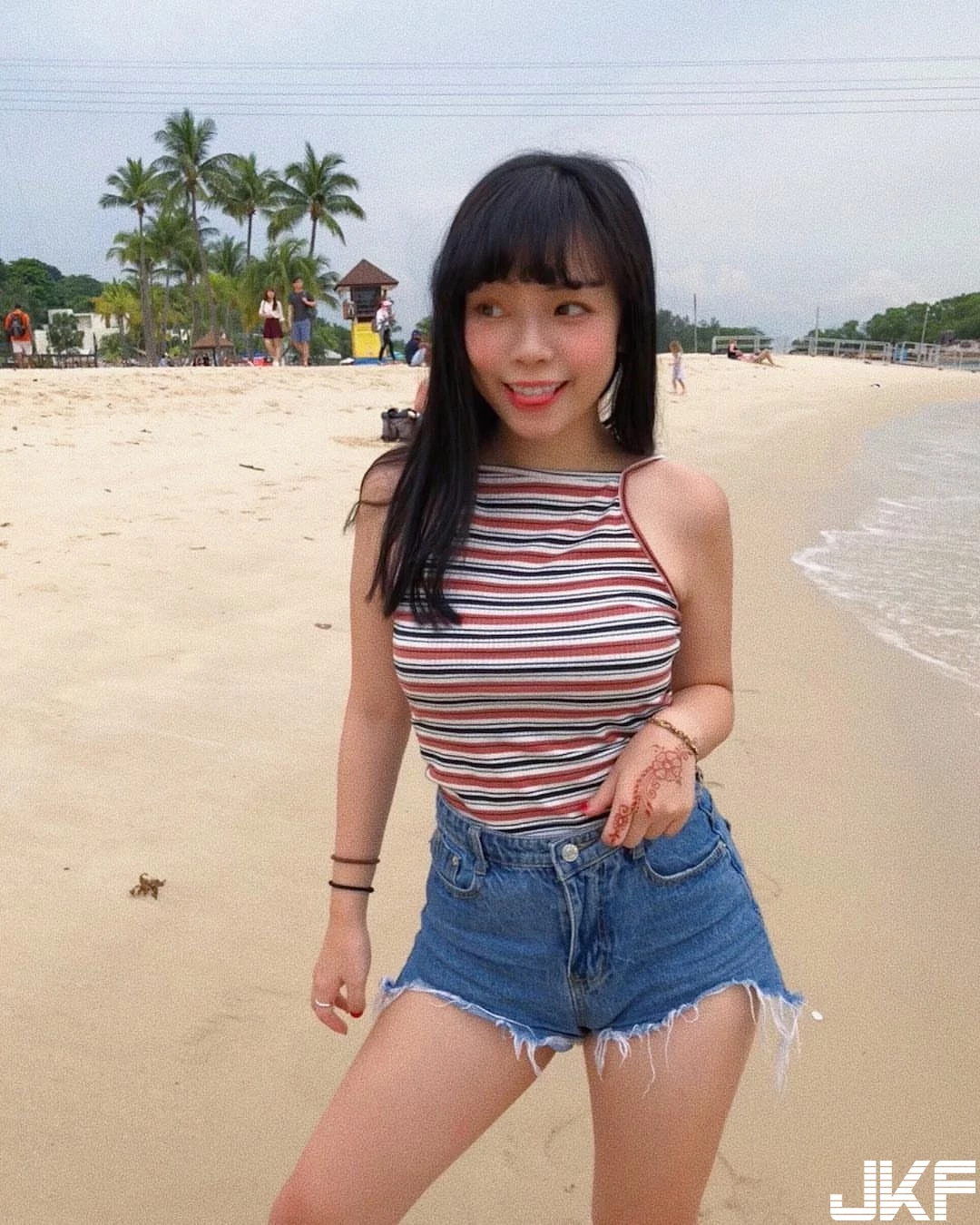 4657740.webp