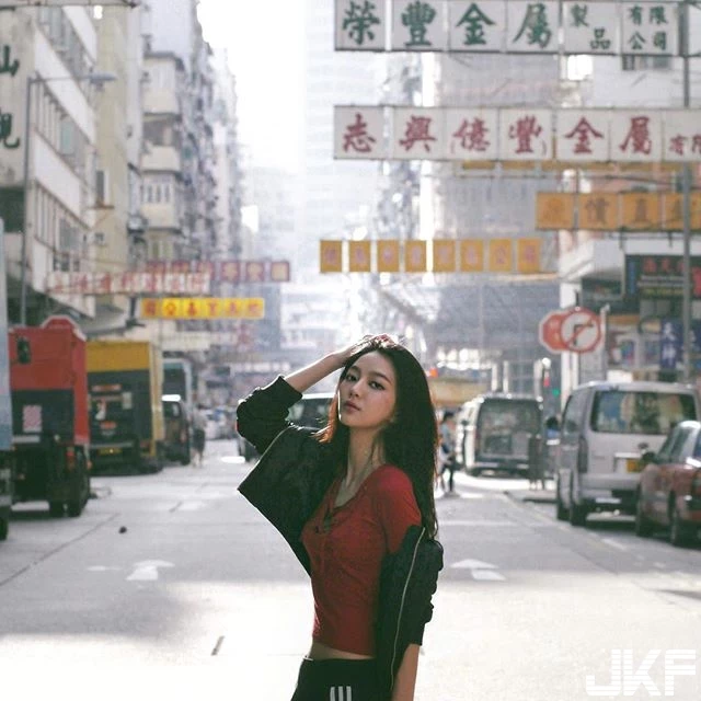 5051856.webp