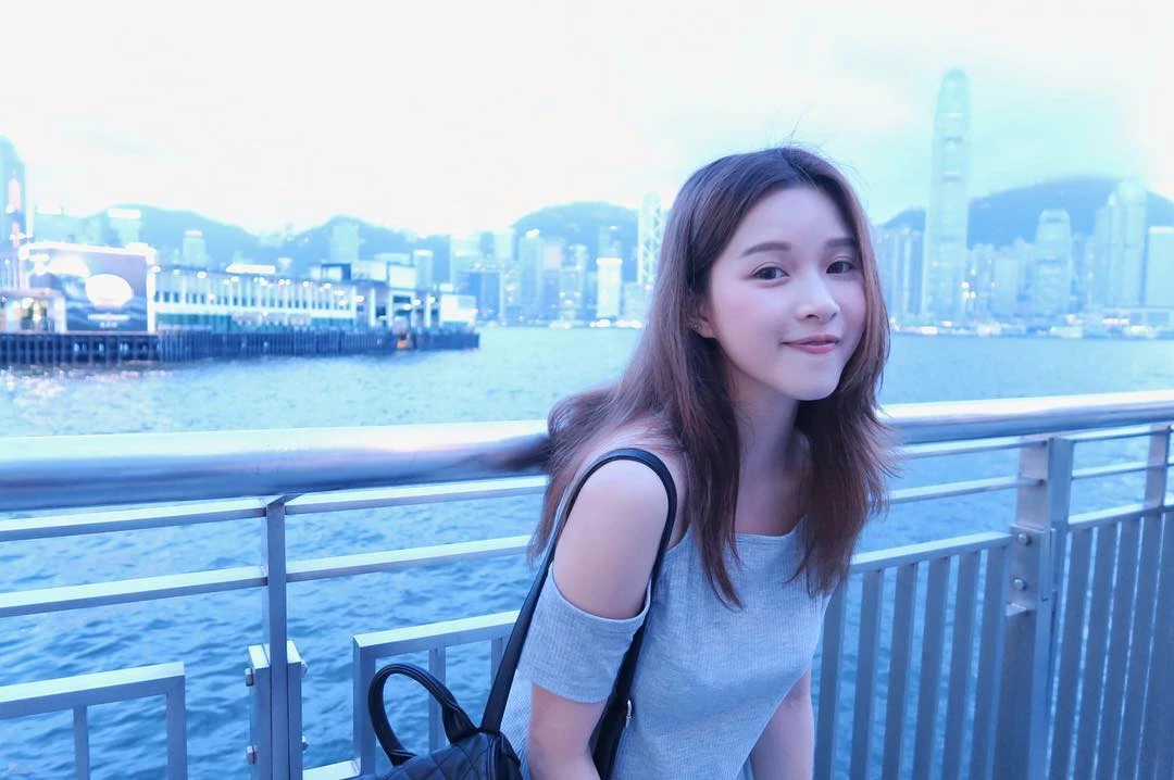 4360717.webp