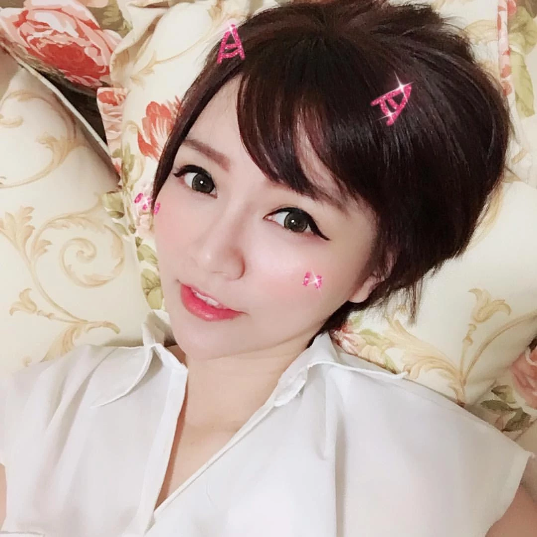 4354903.webp