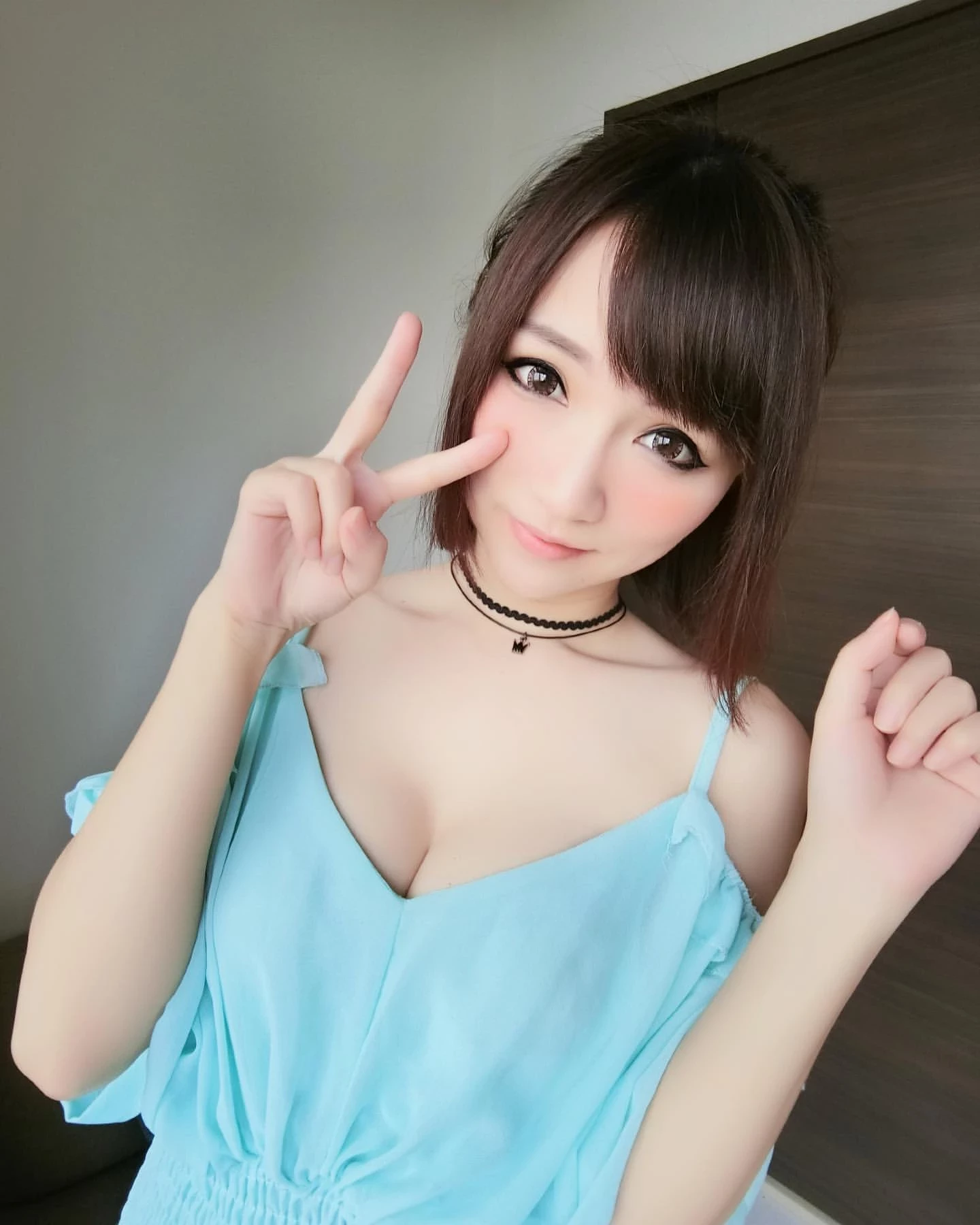 4354905.webp