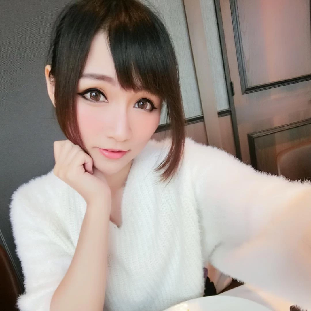4354912.webp
