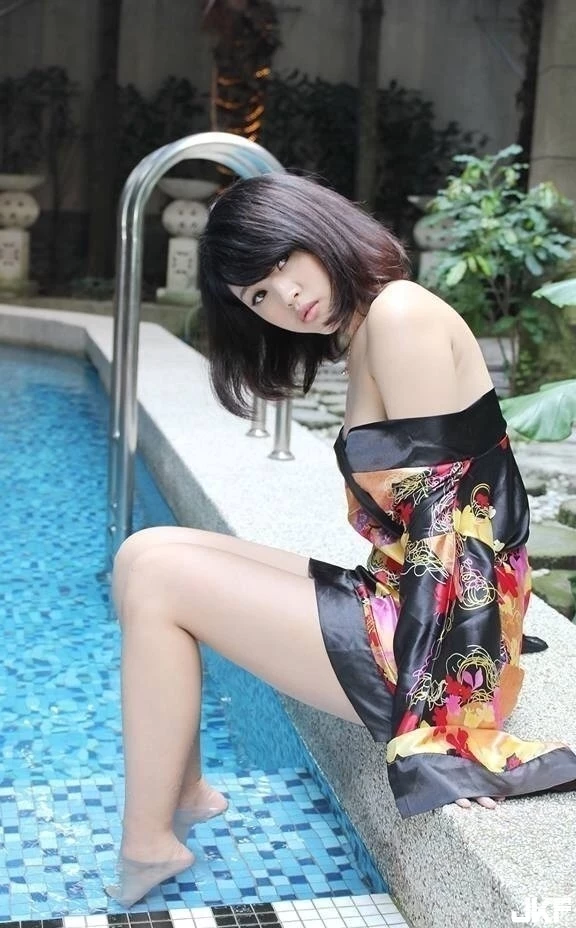 16866796.webp