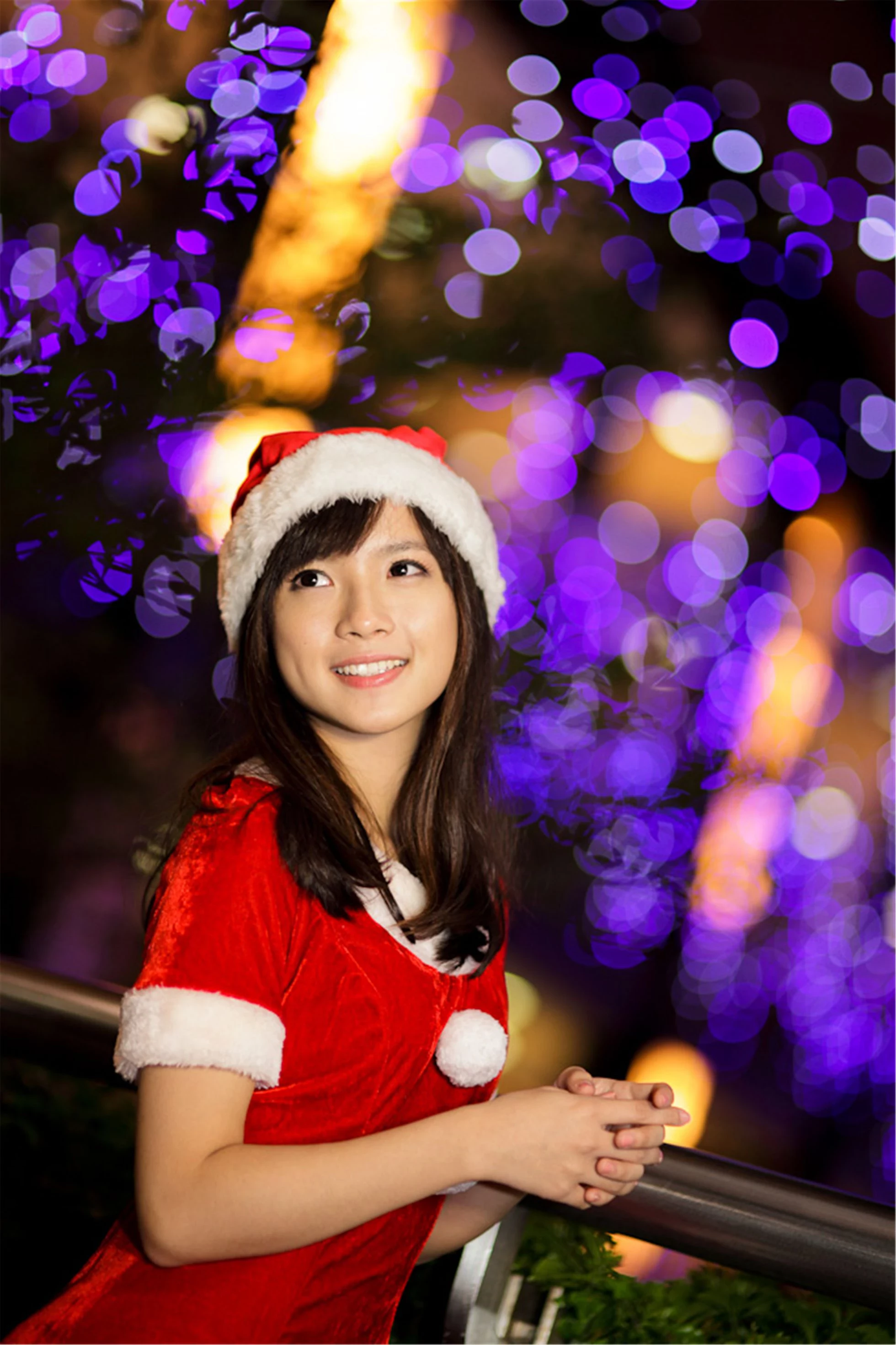 30743590.webp