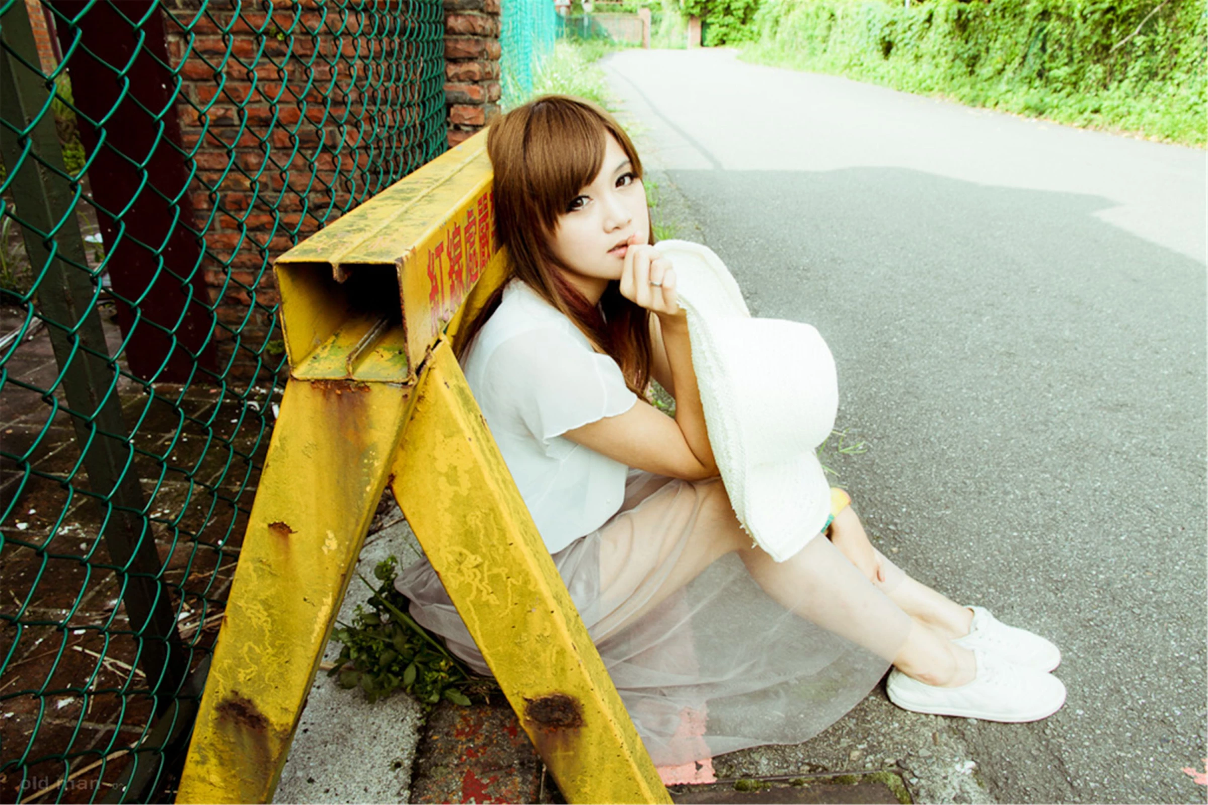 30742701.webp