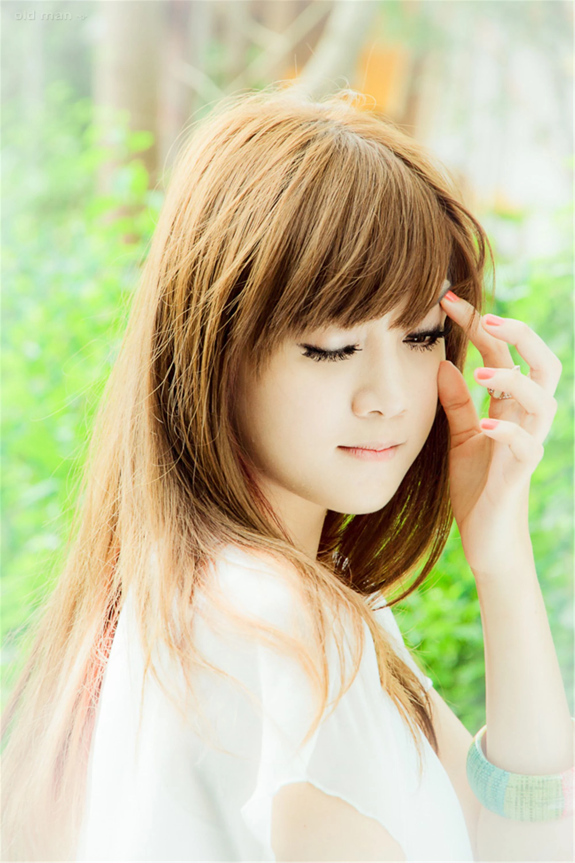 30742710.webp