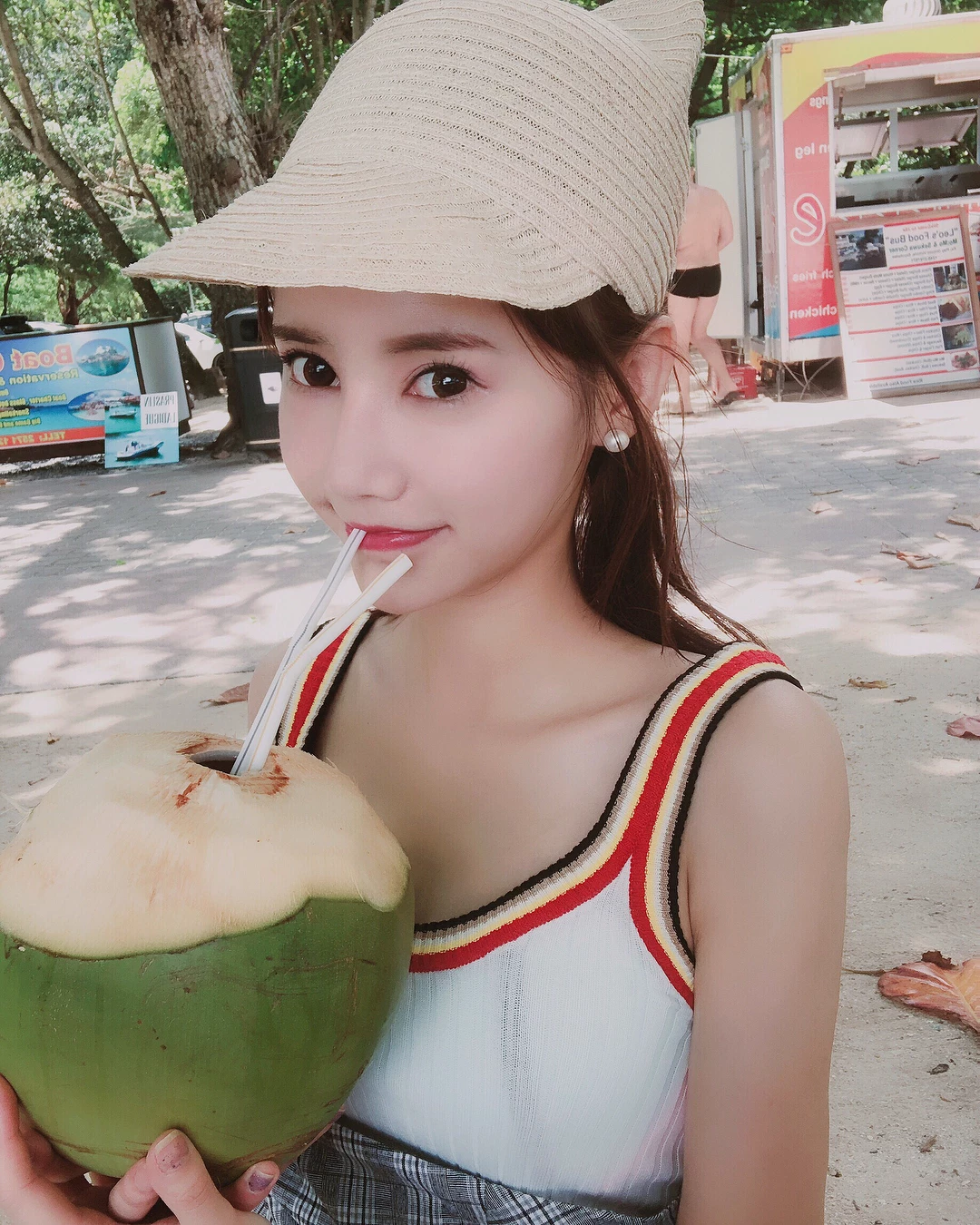 4316799.webp