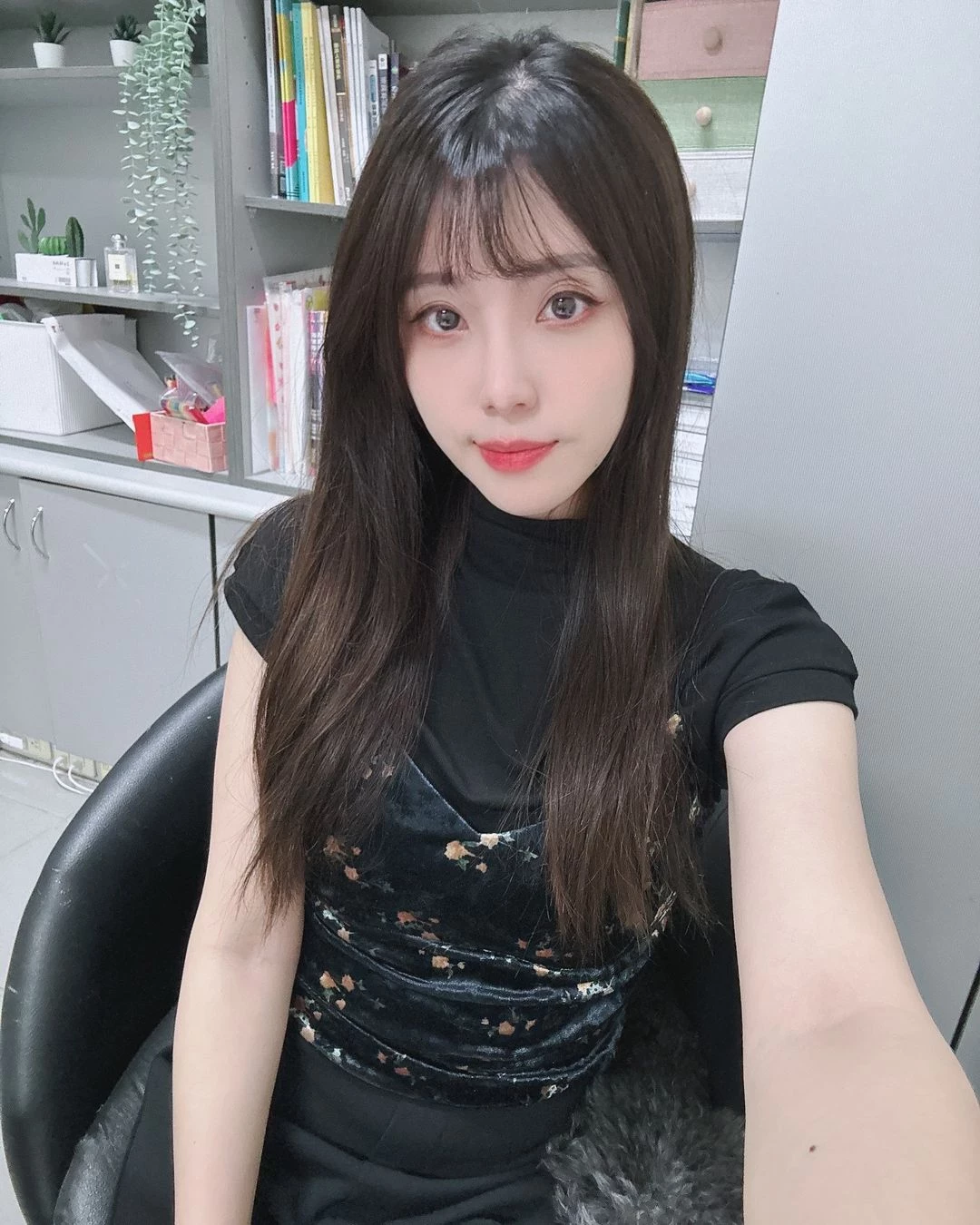 30990014.webp