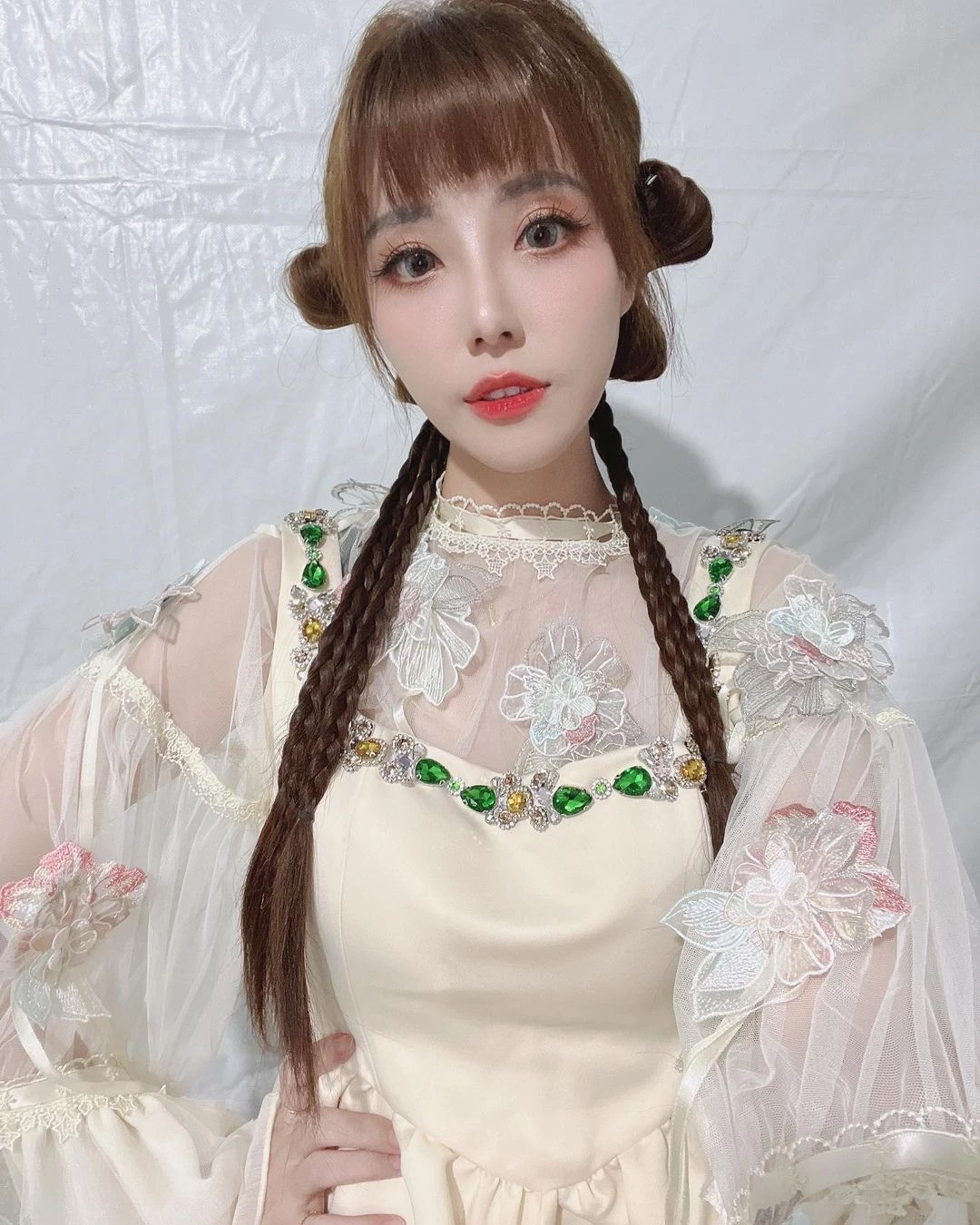 30990018.webp