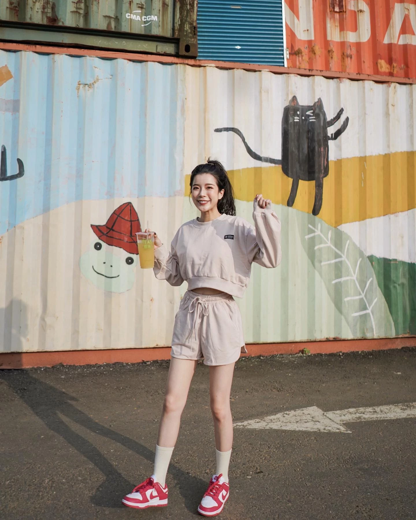 19730864.webp