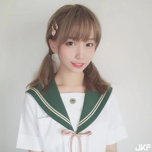 16890383.webp