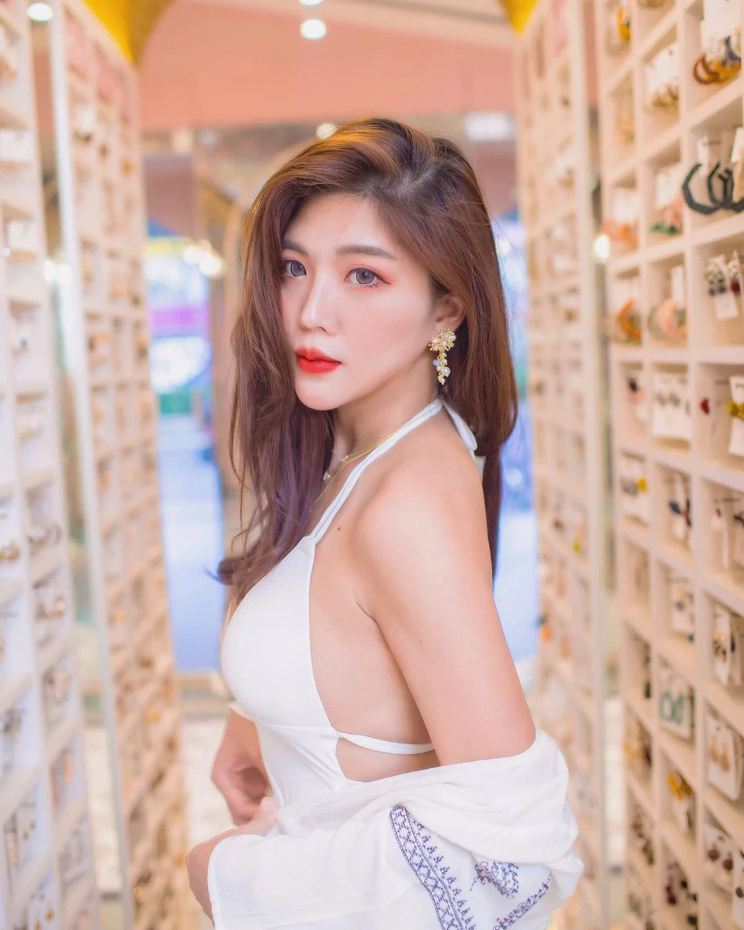 18205170.webp