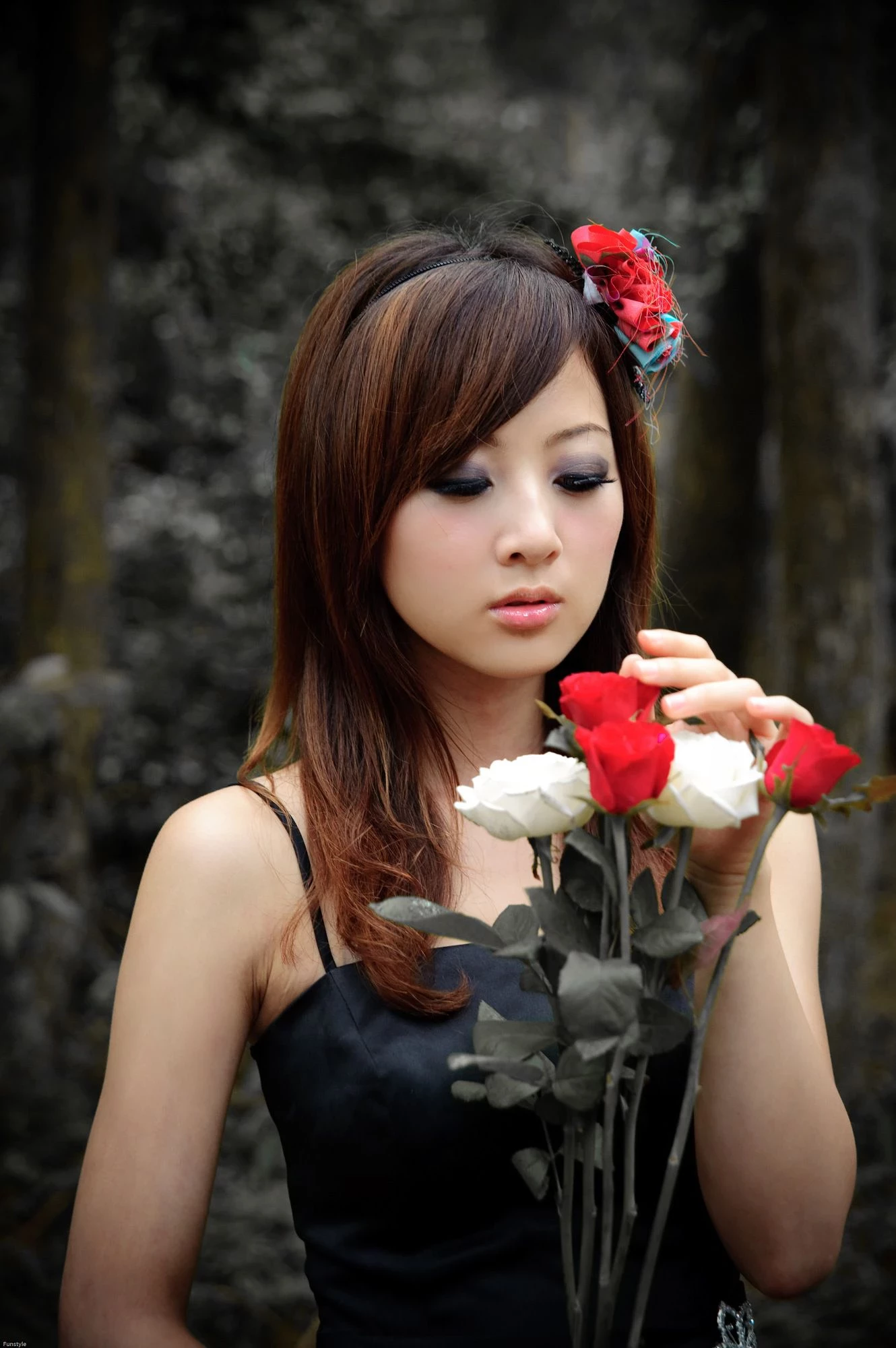 30716812.webp