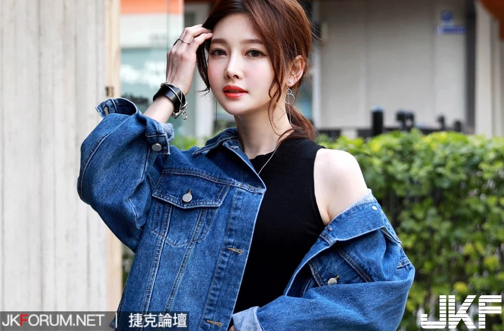 5751877.webp
