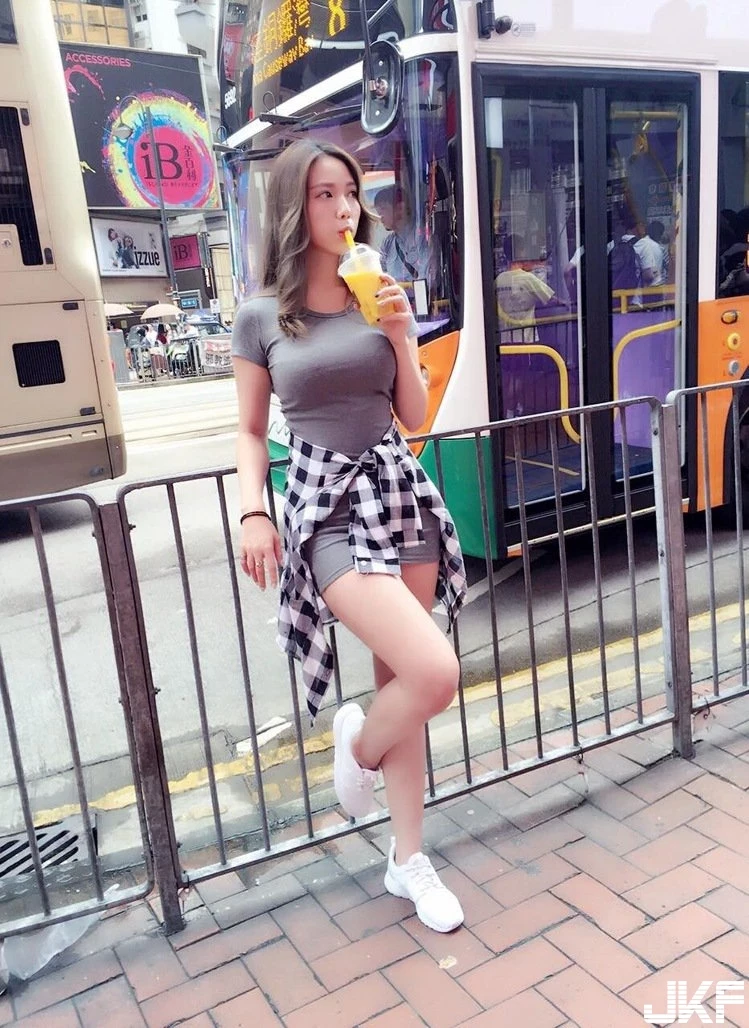 16810446.webp