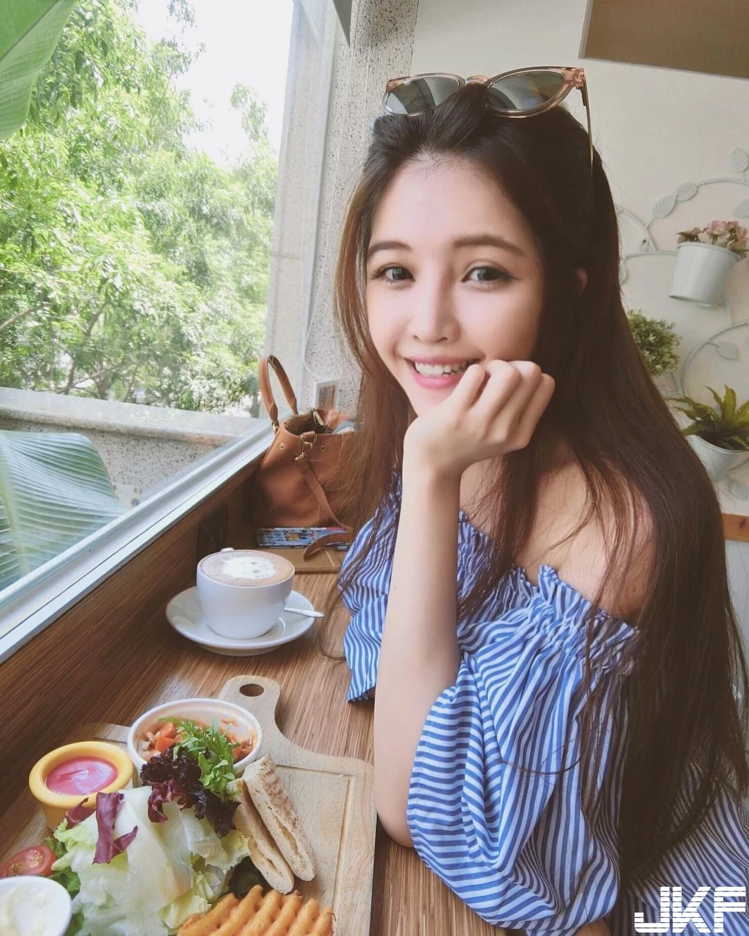 16793141.webp