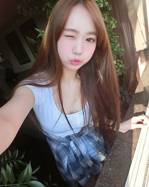 16784832.webp