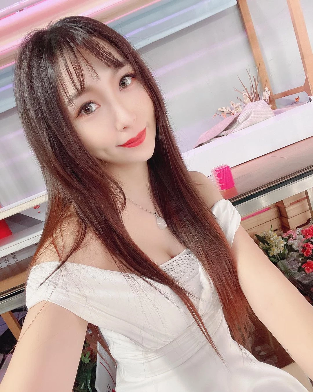 18205190.webp