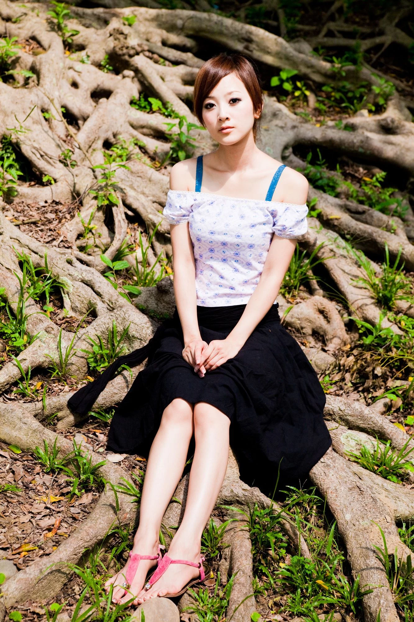 30716496.webp